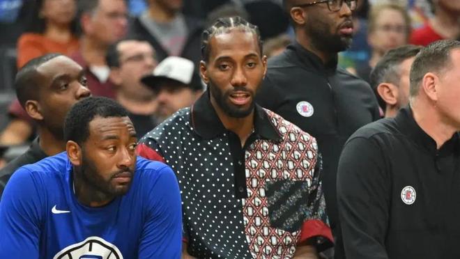 2射1传闪耀全场！官方：B费当选曼联4-1狼队的队内最佳（双响一助统治全场！官宣：B费当选曼联4-1狼队队内最佳）