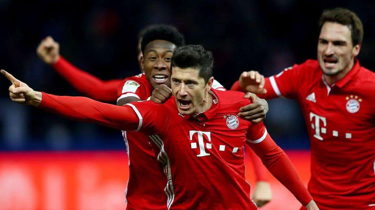 媒体人：湖人肯定想赢 不能说不重视 但很早说过湖人还不是争冠队（媒体人称湖人渴望胜利并非不重视，但早已表示仍非争冠球队）