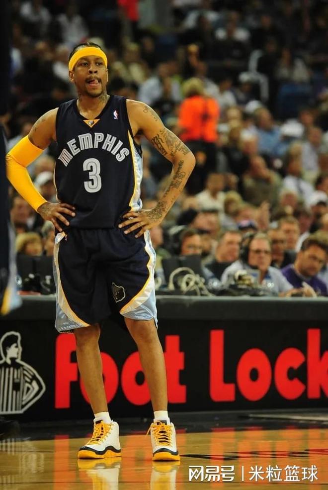 开拓者状态回升终止连败（开拓者回勇，连败止步）