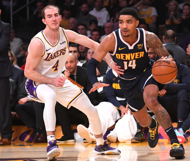 巴克利：NBA杯赛挺尴尬的，就是为了圈钱（巴克利批评NBA季中锦标赛：尴尬无比，只为赚钱）