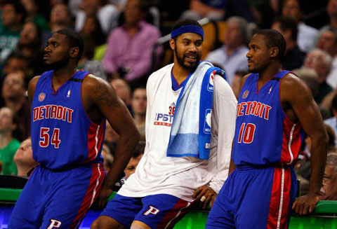 没能扛起球队！班凯罗三分7中0&5次失误，正负值首发最低（班凯罗手感冰凉：三分7投全失、5次失误，首发正负值最低）