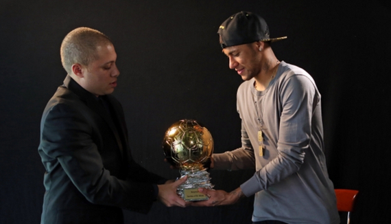 多尔古：纽卡的侵略性很强，我们要在对方半场持球避免被压迫（多尔古：纽卡侵略性十足，我们要在对方半场控球以化解逼抢）