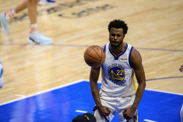 皇马客战奥林匹亚科斯：姆巴佩、维尼修斯首发，贝林厄姆替补（皇马客场对阵奥林匹亚科斯：姆巴佩与维尼修斯先发，贝林厄姆替补）