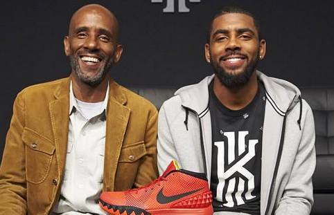 送出助攻，拉菲尼亚当选巴萨vs阿拉维斯全场最佳球员（凭借助攻，拉菲尼亚荣膺巴萨战阿拉维斯全场最佳）