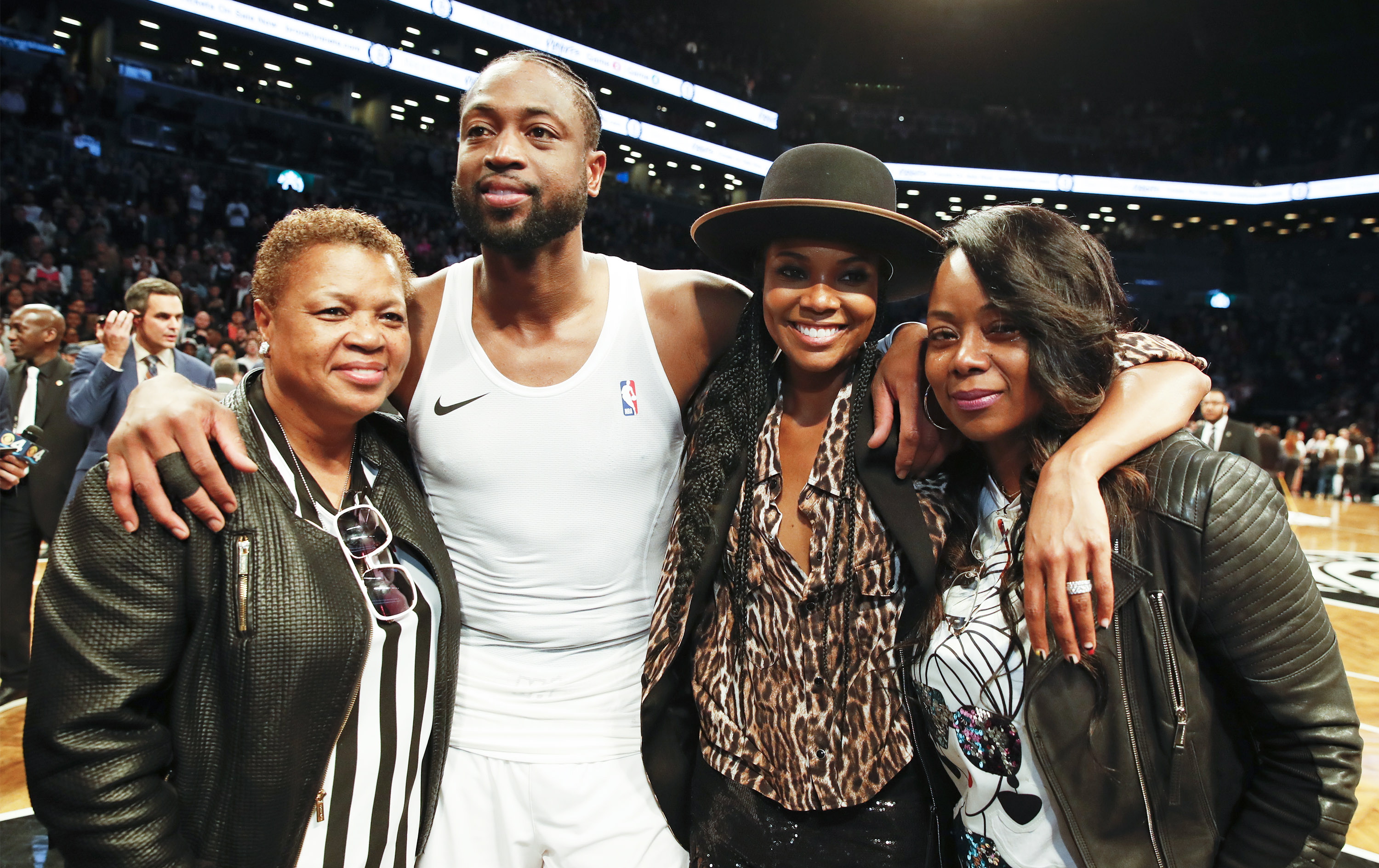 【原声】火箭119-96湖人 杜兰特25分率队大胜送湖人三连败（【原声】火箭119-96击退湖人 杜兰特25分发威送对手三连败）