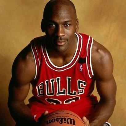 在上海旅游的奇塔迪尼重返海港俱乐部，拜访昔日教练和队友（游沪的奇塔迪尼重返海港俱乐部，看望昔日主帅与队友）