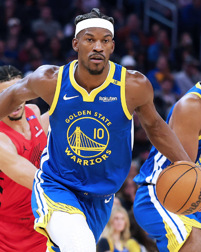 罗德里戈&维尼修斯&贝林&姆巴佩首次在阿隆索任下一起首发（阿隆索麾下四星首次同场首发：罗德里戈、维尼修斯、贝林厄姆、姆巴佩）