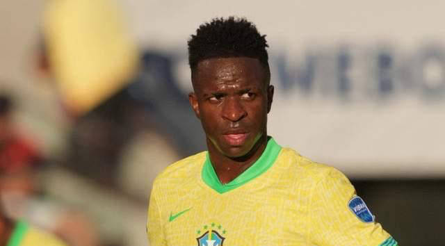 罗体：莫拉塔与妻子再陷情感危机，两人都删了简介中对方信息（罗马体育报：莫拉塔与妻子再曝感情风波，双方均在简介里移除彼此信息）