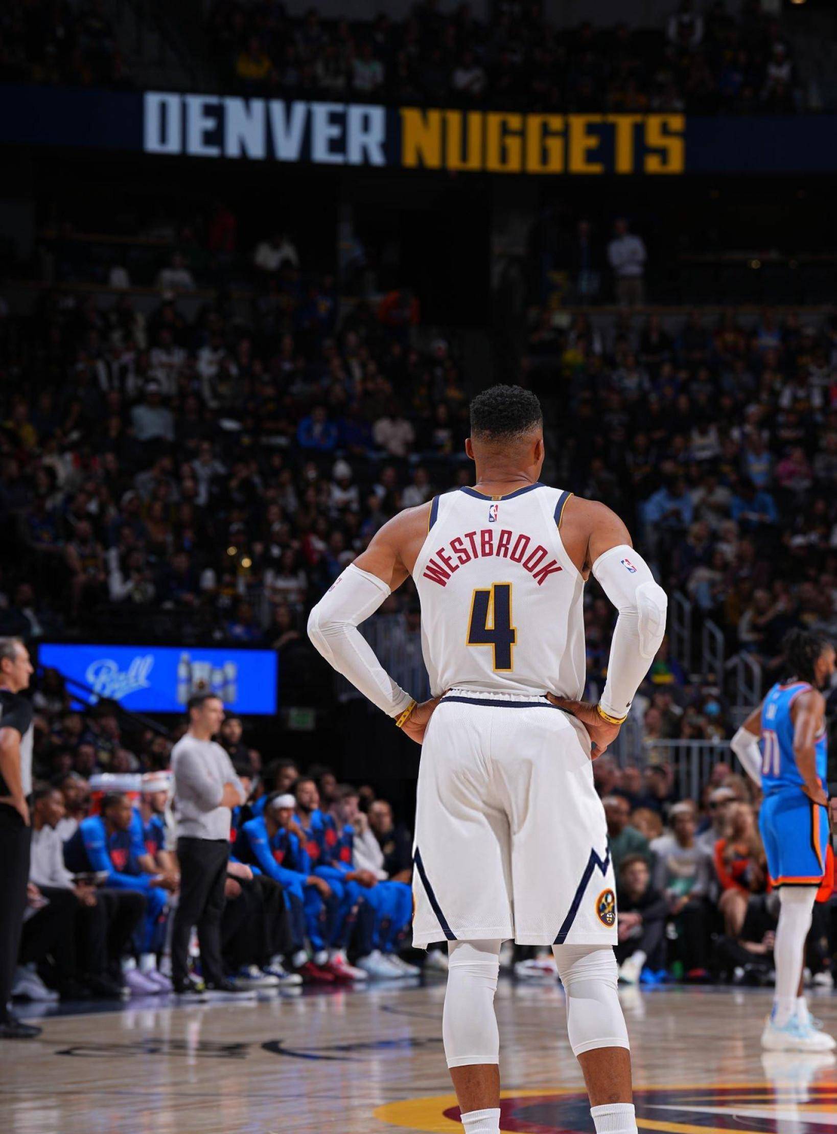 官方：半自动越位系统故障，VAR手动划线确认纽卡进球有效（官方通报：半自动越位系统失灵，VAR手动划线判定纽卡进球有效）