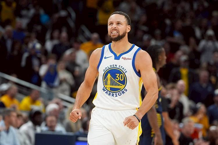 索默：我会弹吉他和钢琴；退役后我应该不当教练，压力太大了（索默：会弹吉他和钢琴，退役后大概率不当教练，压力太大）