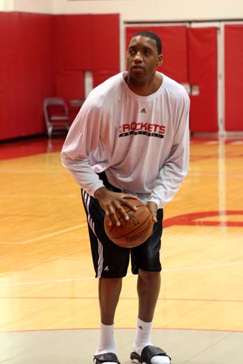 亨利：北伦敦德比球员必须清醒，枪手最不想看到曼城紧追其后（亨利称北伦敦德比需球员保持清醒，阿森纳最不愿见曼城步步紧逼）