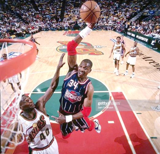 NBA战报：哈里斯24分，活塞136-127击败国王（NBA快讯：哈里斯拿下24分，活塞136-127战胜国王）